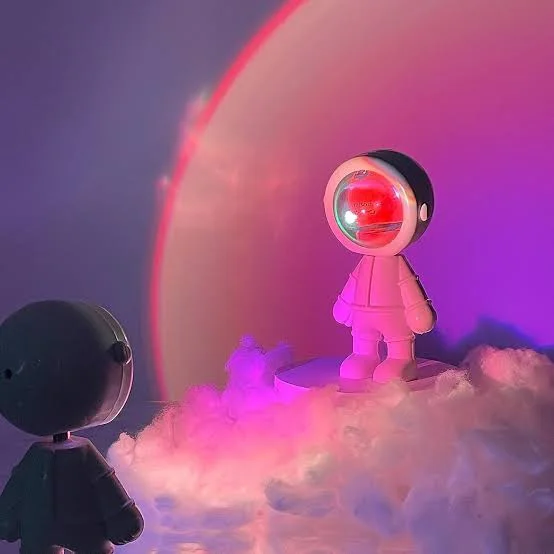 Astronaut Sunset Lamp