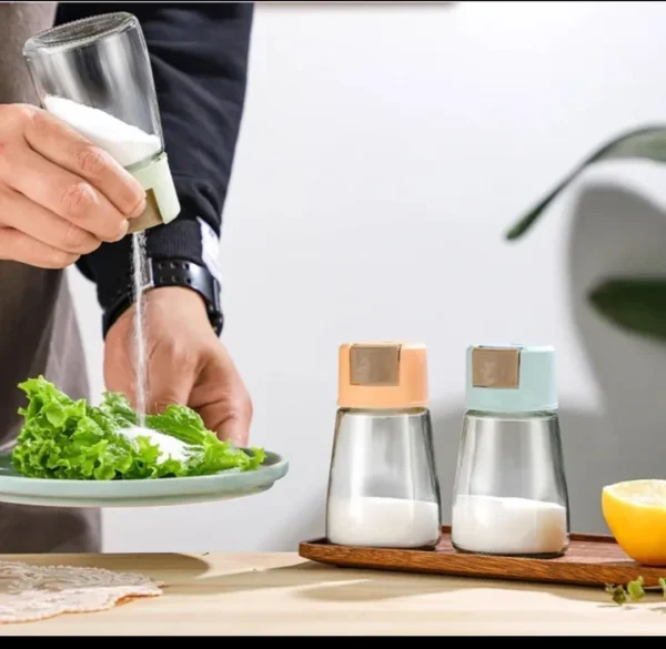 seasoning quantitative salt pepper condiment dispenser glass spice jar